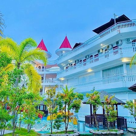 Landcons Hotel & Resort Langkawi Dış mekan fotoğraf