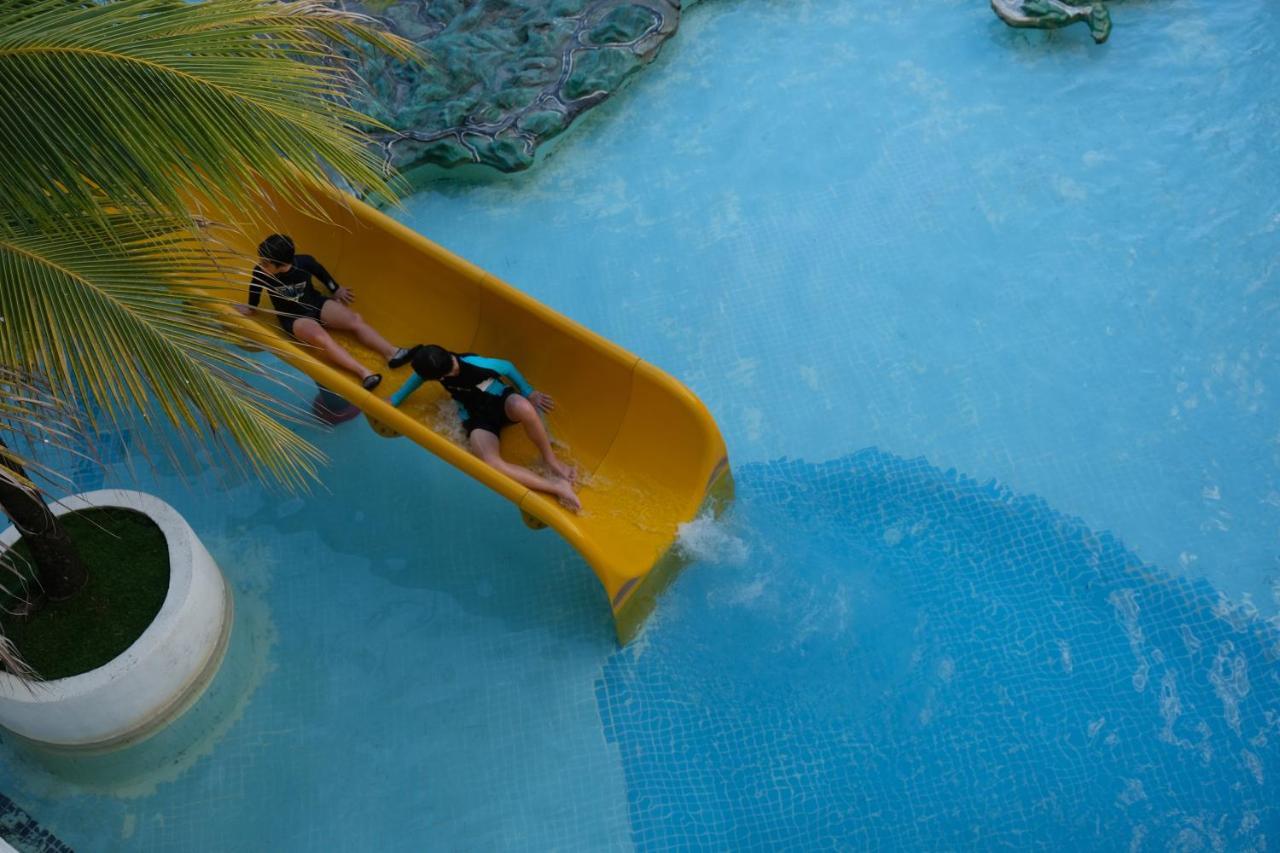 Landcons Hotel & Resort Langkawi Dış mekan fotoğraf